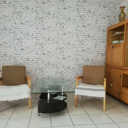 Agreable Appartement. *